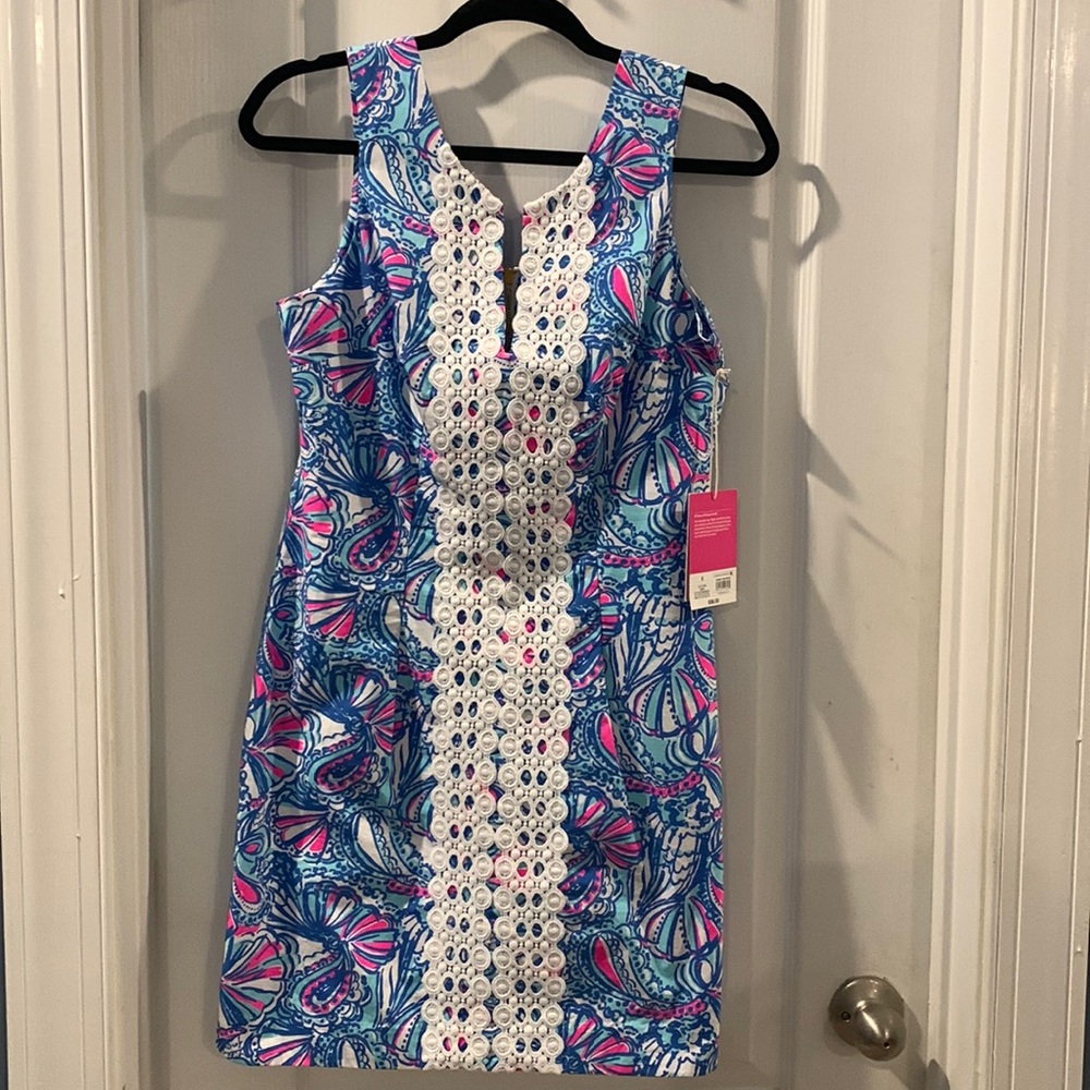 Lilly Pulitzer for Target My Fans Sleeveless Shift NWT
Dress NWT, size 8